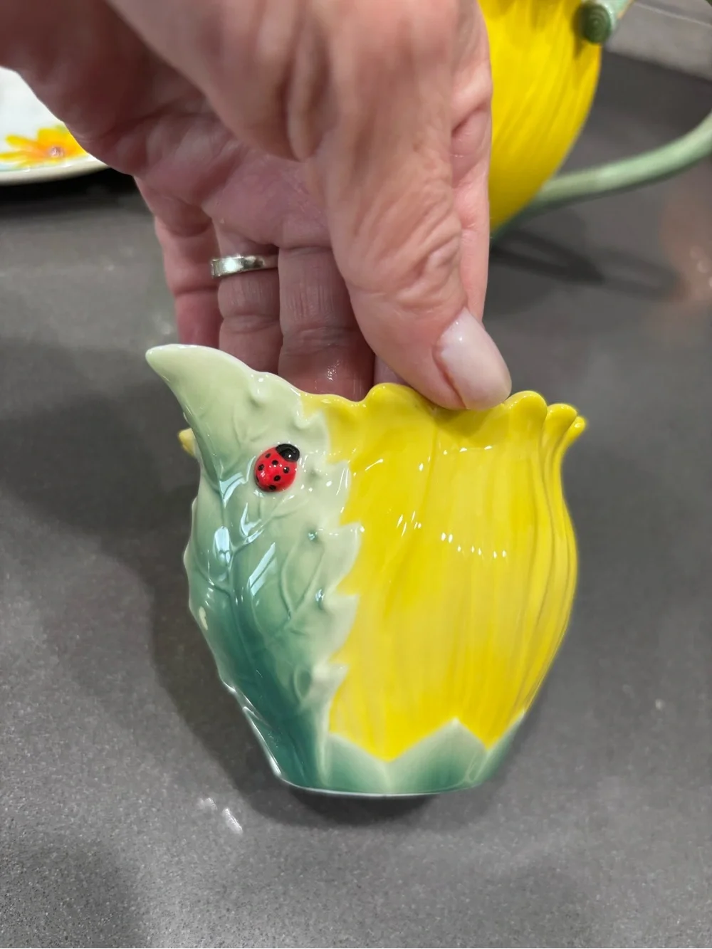 Sorelle Yellow Sunflower and ladybug Porcelain 3d Tea Set. Rare